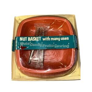 NEW VINTAGE‎ Plastic Blow Mold Nuts Basket Candy Dish Fruit Bowl MOD Christmas